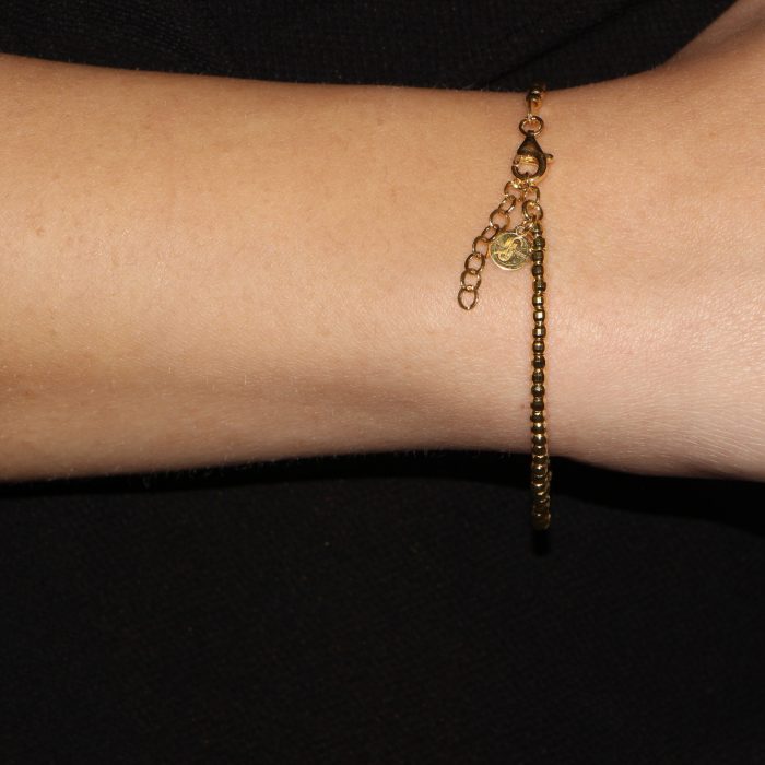Bracciale in argento placcato oro con sfere sfaccettate