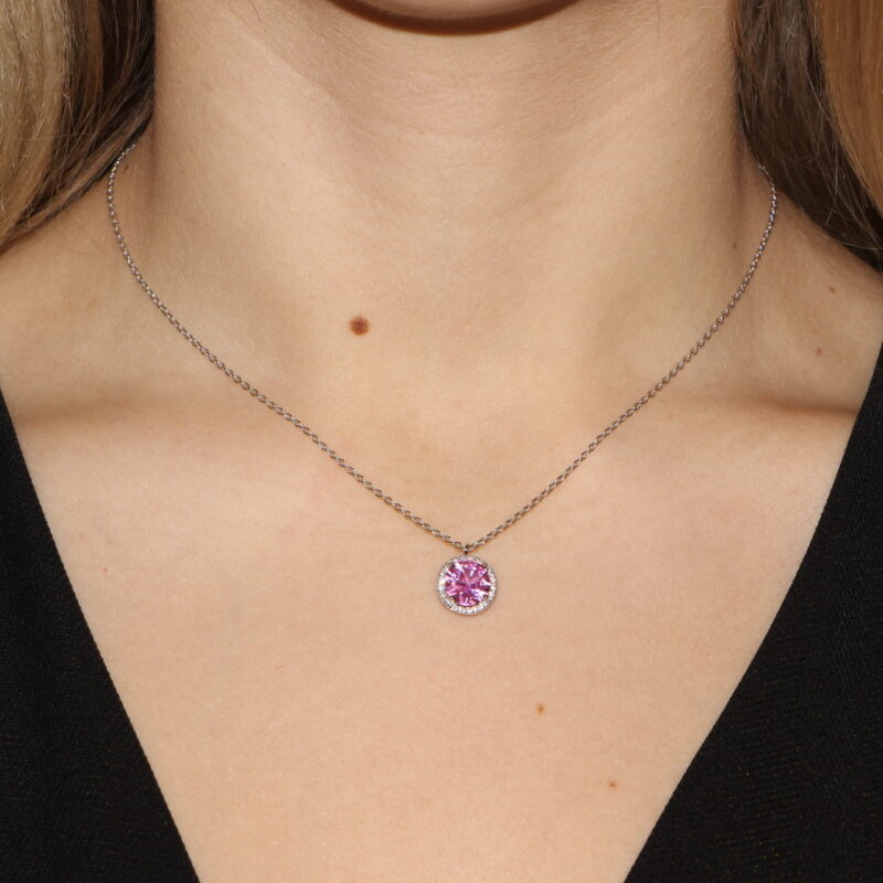 Collana in argento con zircone rosa centrale e zirconcini bianchi