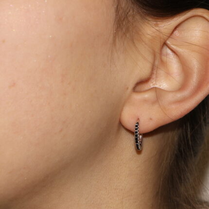 Orecchini in argento 925 cerchietti con zirconi neri