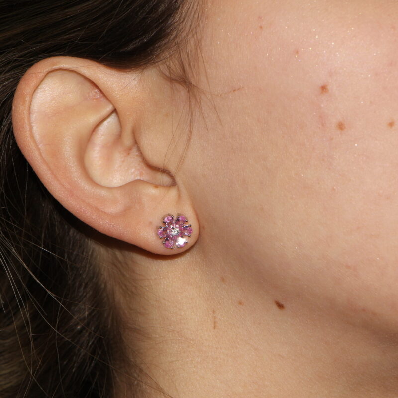 Orecchini in argento fiore con zirconi rosa